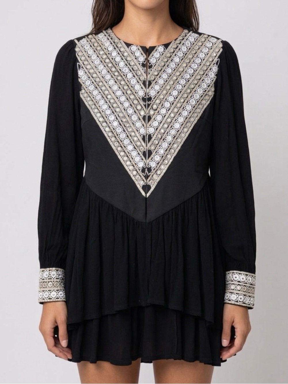 IXIAH Black Embroidered Lace Chevron Blouse Dress Boho Festival Sz 6/M